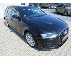 Audi A4 2,0 TDI S-line Avant - 8