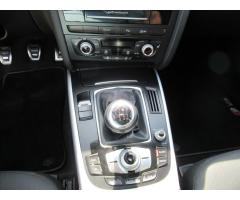 Audi A4 2,0 TDI S-line Avant - 14