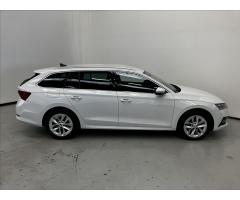 ŠKODA SUPERB COMBI 2.0TDI 140 LAURIN&K 4X4 DSG 7ST