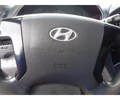 Hyundai H 1 2,5 CRDI  6MÍST KLIMA - 16