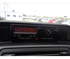 Volkswagen Transporter 2,0 TDI  L1H1 KLIMA SERVISKA - 30