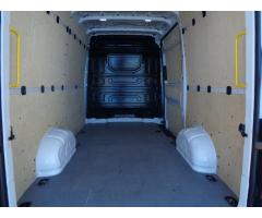 Volkswagen Crafter 2,0 TDI  L2H2 KLIMA - 17