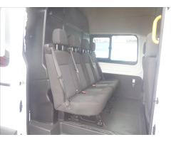 Ford Transit 2,2 TDCI  L4 JUMBO 7 MÍST KLIMA - 18