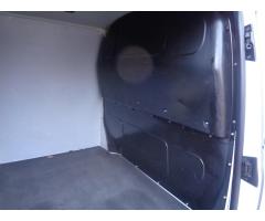 Volkswagen Transporter 2,0 TDI  L1H1 KLIMA - 17