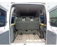 Ford Transit 2,2 TDCI  L2H2 8MÍST BUS KLIMA - 12