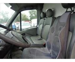 Renault Master 2,5 DCI  L3H2 - 13