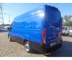 Iveco Daily 2,3 HPT  L2H2 33S15 KLIMA SERVISKA - 9