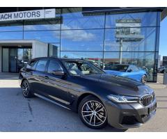 BMW Řada 5 540i xDrive Touring 08/2023 M - 2