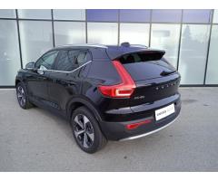 Volvo XC40 B4 AWD, Plus Bright - 3