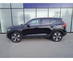 Volvo XC40 B4 AWD, Plus Bright - 5