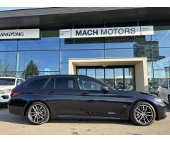 BMW Řada 5 540d xDrive Touring 2023/05 - 6