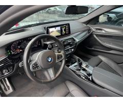 BMW Řada 5 540i xDrive Touring 08/2023 M - 9