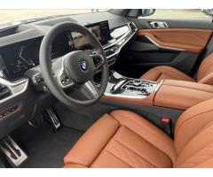 BMW X7 40d,Nezávislé,Náprava,El.tažné - 10