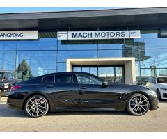 BMW Řada 8 M850i xDrive GranCoupé - 11