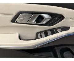 BMW M3 Competition xDrive, Ventilace - 11
