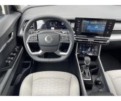 SsangYong Torres 1.5 GDI-T SUV - 11