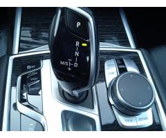 BMW Řada 7 740Li xDrive Harman,Keyless - 20