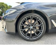 BMW Řada 5 BMW 530d xDrive El.tažné Laser - 13