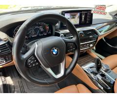 BMW Řada 5 BMW 530d xDrive El.tažné Laser - 15