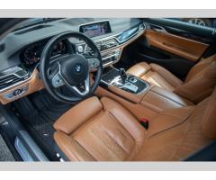 BMW Řada 7 740d xDrive, Soft Close, masáž - 8