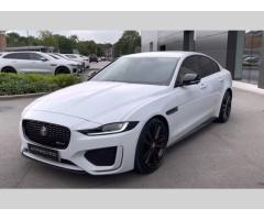 Jaguar XE D200 R-Dynamic Black - 17