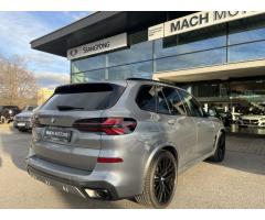 BMW X5 30d, 2024, ventilace, vzduch - 7