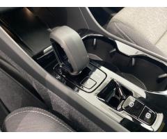 Volvo XC40 PLUS B4 BLIS,PILOT Assist,H/K - 15