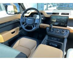 Land Rover Defender 110 D300 X-DYNAMIC HSE - 25