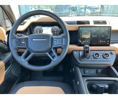 Land Rover Defender 110 D300 X-DYNAMIC HSE - 28