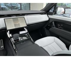 Land Rover Range Rover Sport D350 Autobiography - 25