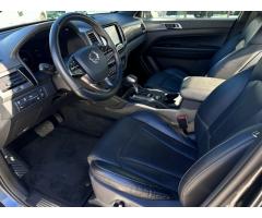 SsangYong Musso Grand Premium 2.2 tažné 3,5 T - 13