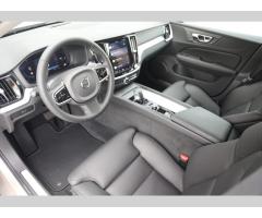 Volvo V60 B4 Plus, Pilot Assist, BLIS - 7