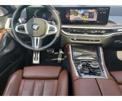 BMW X6 M60i, Nezávislé, Tažné, Masáže - 12