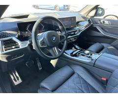 BMW X5 M60i xDrive Masáže,Nezávislé - 16