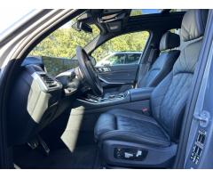 BMW X5 M60i xDrive Masáže,Nezávislé - 28