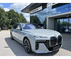 BMW Řada 7 740d xDrive 2024 TOP - 8