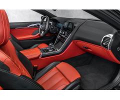 BMW Řada 8 4.4 M850i xDrive AT Cabrio - 14