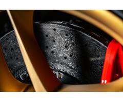 Ferrari Roma Roma V8 Magneride, karbon/LEDs - 11