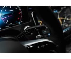 Mercedes-Benz Třídy E Diesel 4Matic, AMG Line Premiu - 9