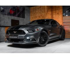 Ford Mustang Fastback 5.0 V8 GT, KAMERA - 3