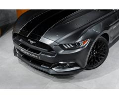 Ford Mustang Fastback 5.0 V8 GT, KAMERA - 4