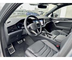 Volkswagen Touareg 3,0 TDI 4M R-line - 17