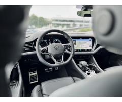 Volkswagen Touareg 3,0 TDI 4M R-line - 18