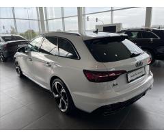 Audi Q3 S tronic DSG Zlevněno o 22 000 Kč