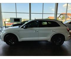 Audi Q3 S tronic DSG Zlevněno o 22 000 Kč