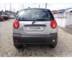 Chevrolet Spark 0,8 i - 6