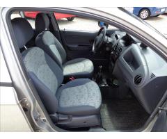 Chevrolet Spark 0,8 i - 26