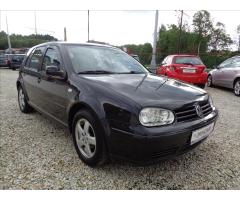 Volkswagen Golf IV 1.6i16V - 9