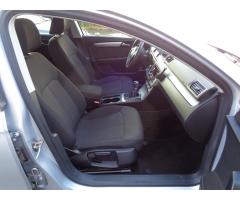 Volkswagen Passat 2,0 TDI 103kW - 27