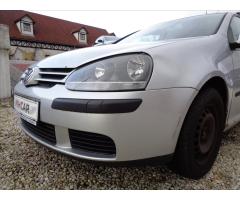 Volkswagen Golf V 1,9 TDI 77 kW - 12